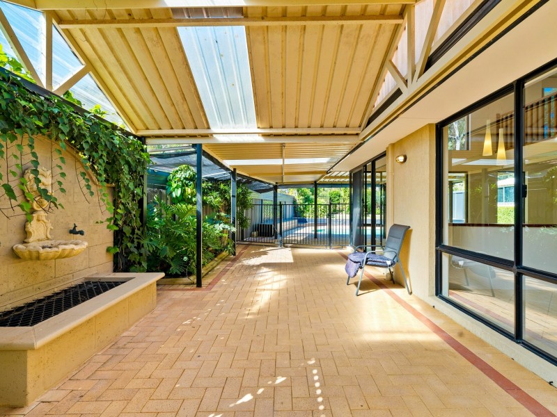 34 Summerlea Avenue, Meadow Springs WA 6210