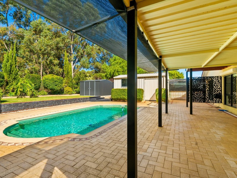 34 Summerlea Avenue, Meadow Springs WA 6210