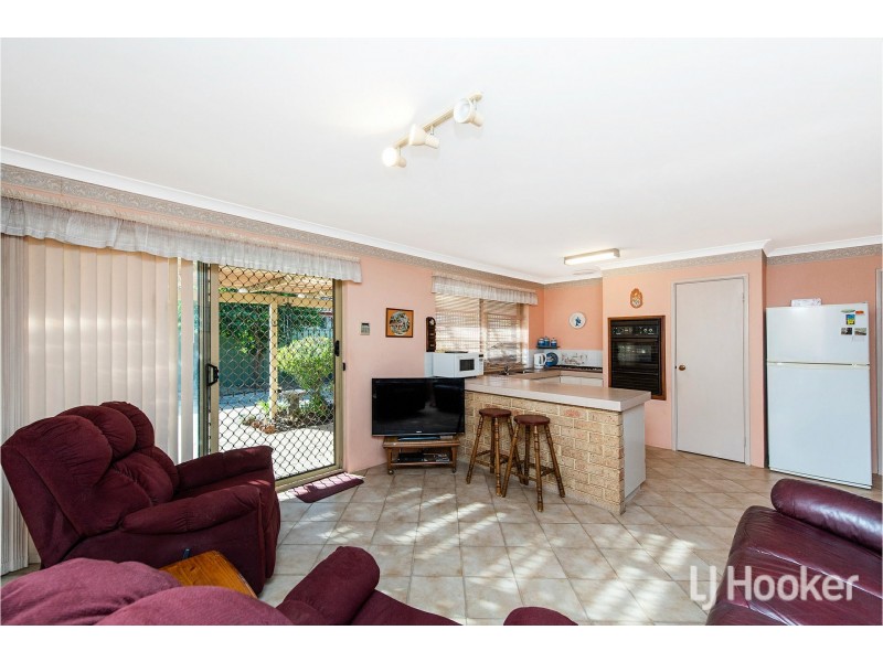 15 Darling Court, Maddington WA 6109