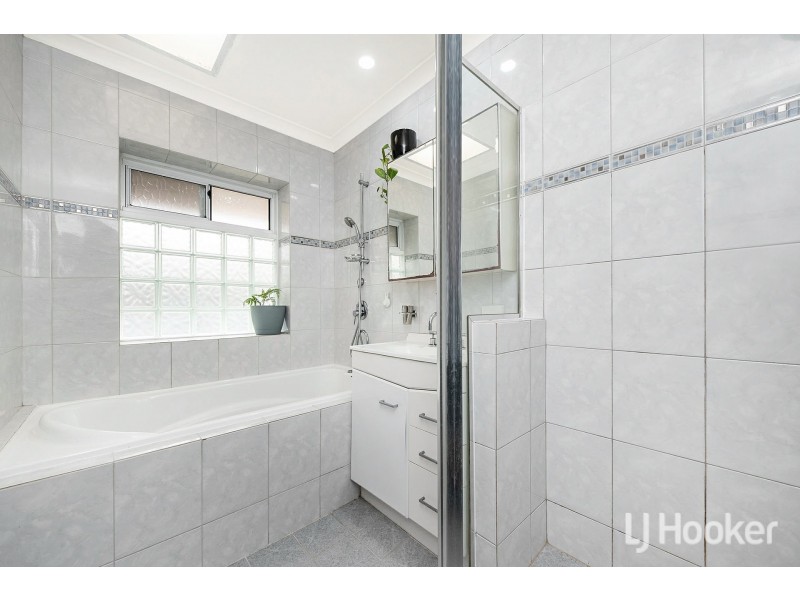 29 Probert Road, Thornlie WA 6108