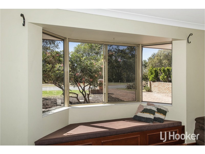 7 Imperial Court, Thornlie WA 6108