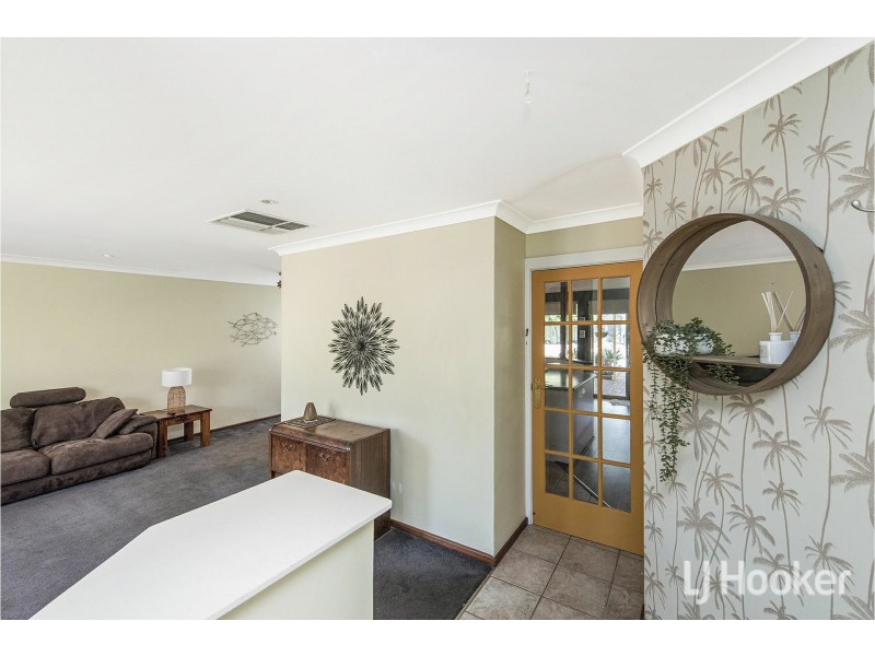 7 Imperial Court, Thornlie WA 6108