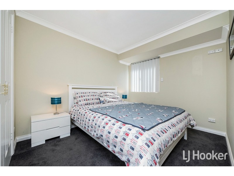 42 Wateredge Road, Thornlie WA 6108