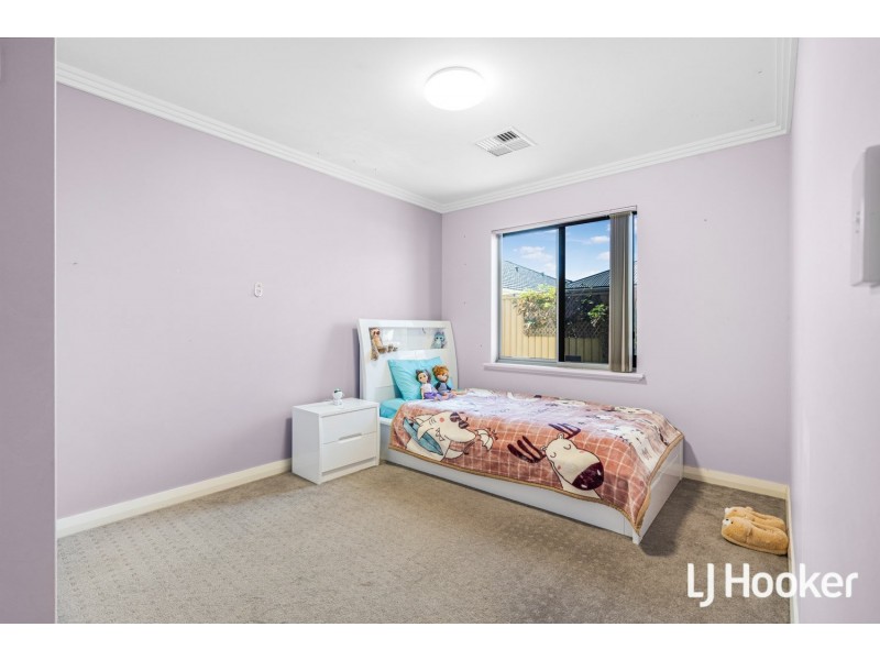24 Bradstocks Grove, Southern River WA 6110