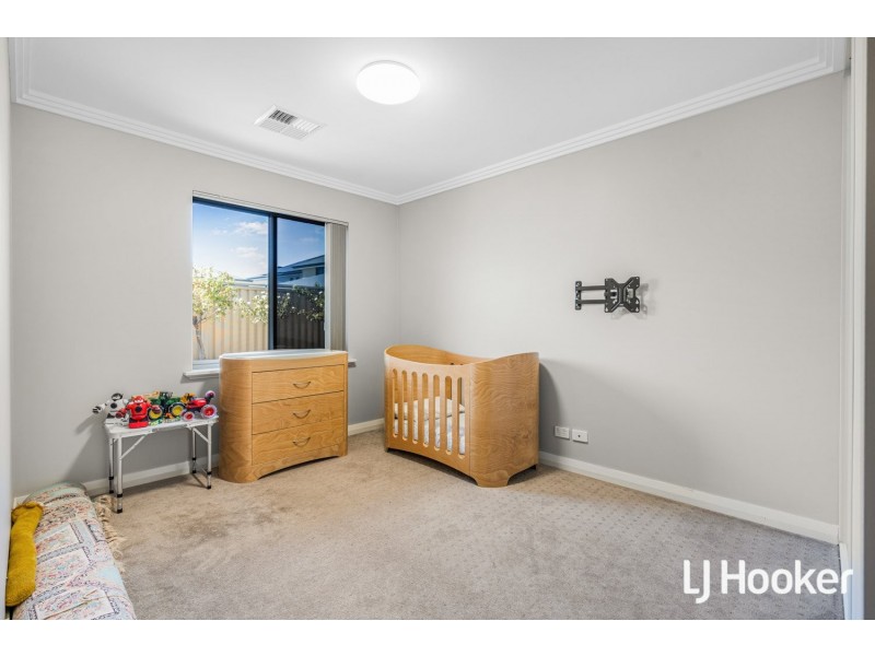24 Bradstocks Grove, Southern River WA 6110