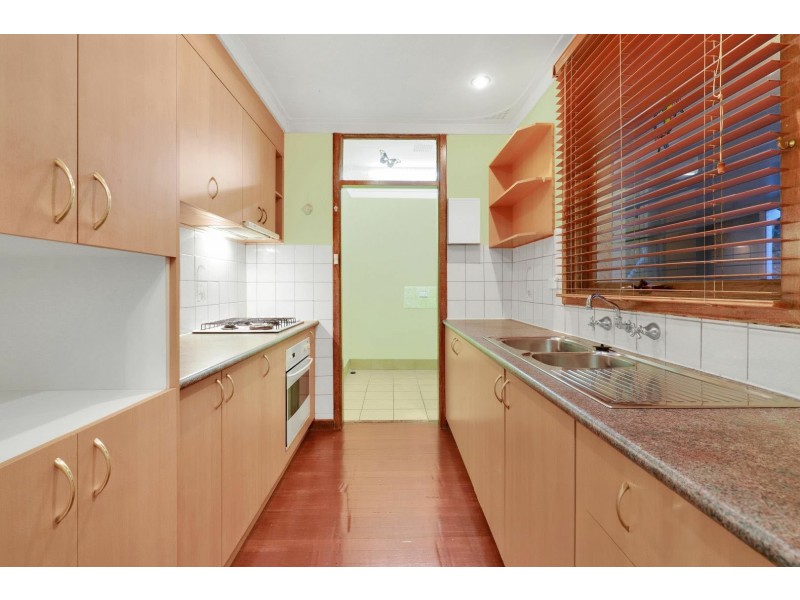 30 Rex Street, Gosnells WA 6110