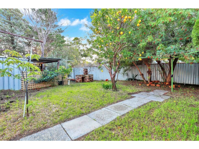 30 Rex Street, Gosnells WA 6110