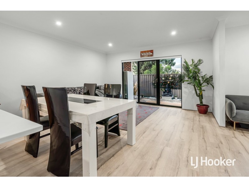 2C Small Street, Beechboro WA 6063