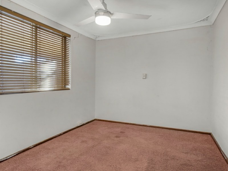 49 Carisbrooke Street, Maddington WA 6109