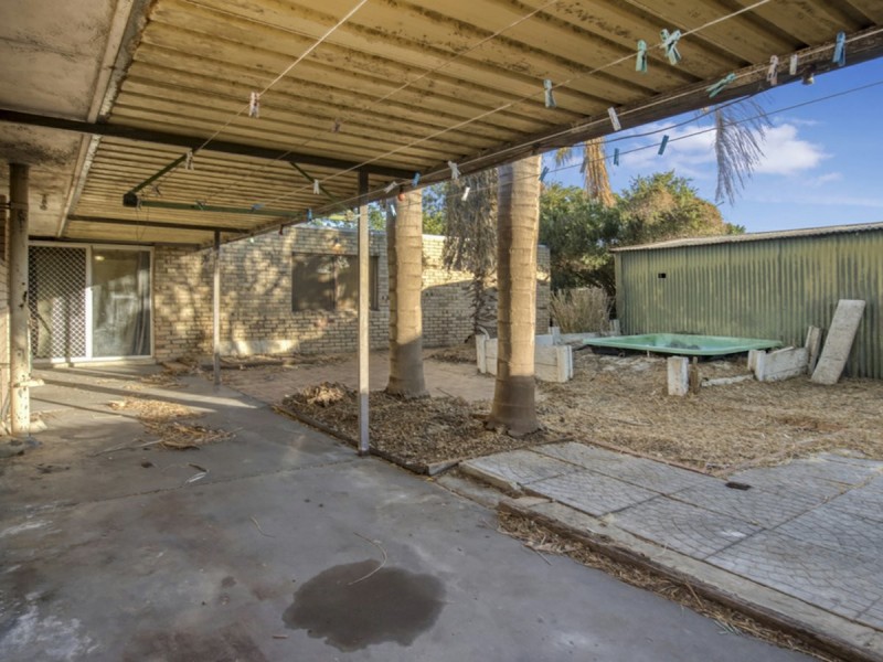 49 Carisbrooke Street, Maddington WA 6109