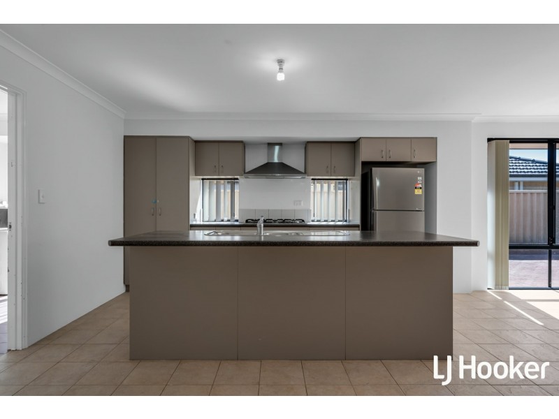 8 Hayfield Road, Southern River WA 6110