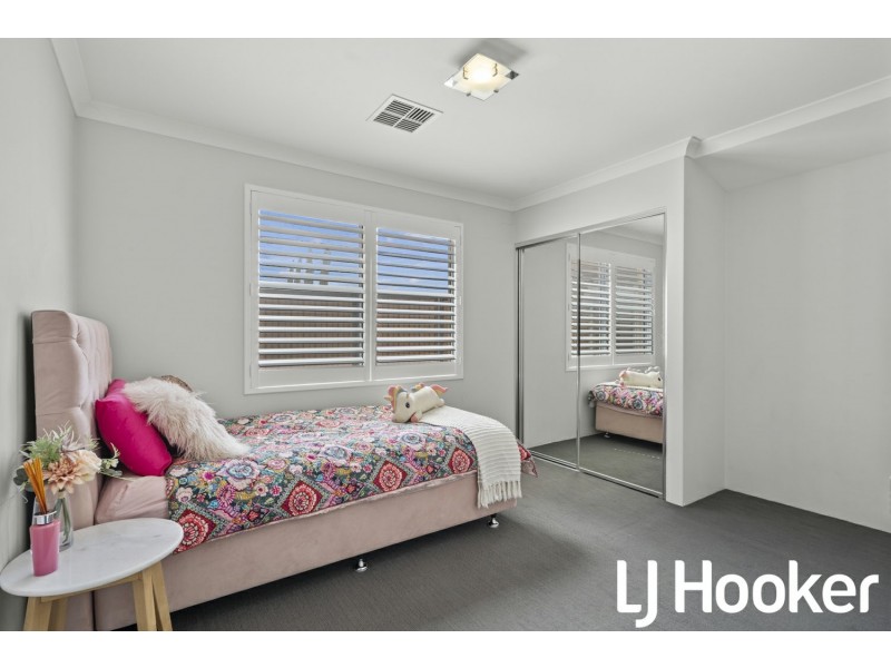 99 Monticello Parkway, Piara Waters WA 6112