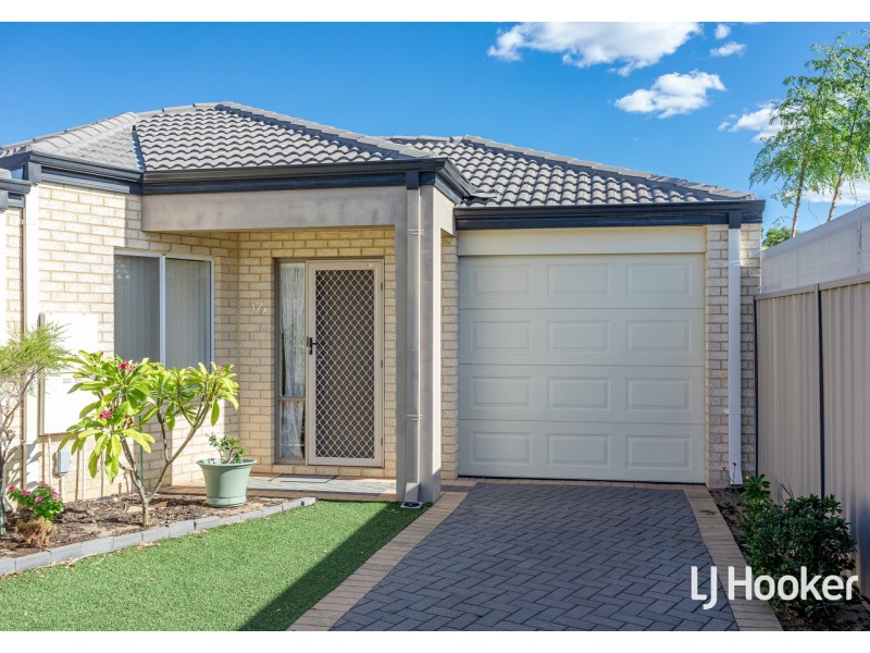 17A Panozza Circle, Maddington WA 6109