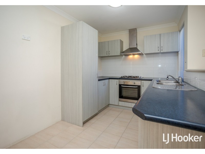 17A Panozza Circle, Maddington WA 6109