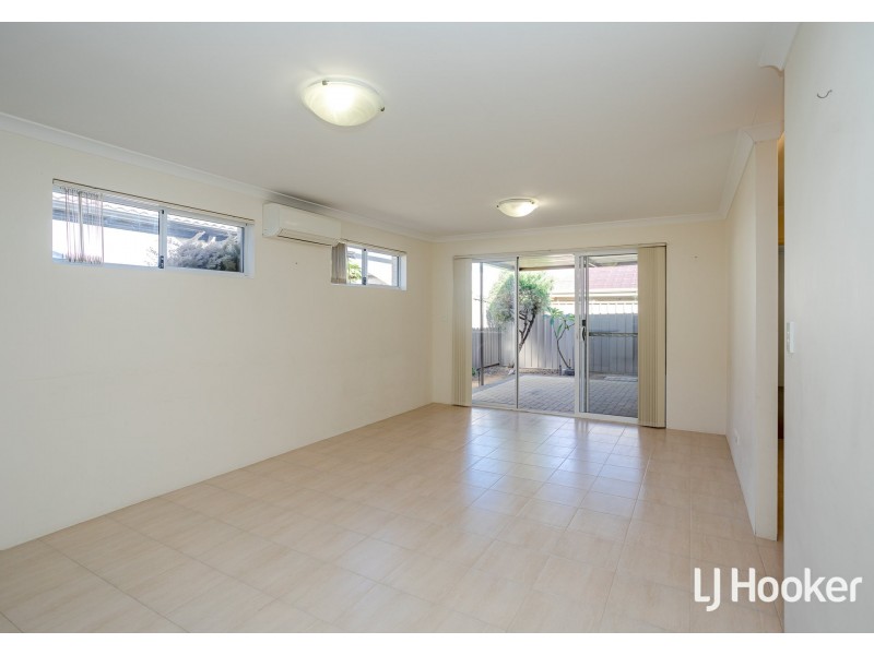 17A Panozza Circle, Maddington WA 6109