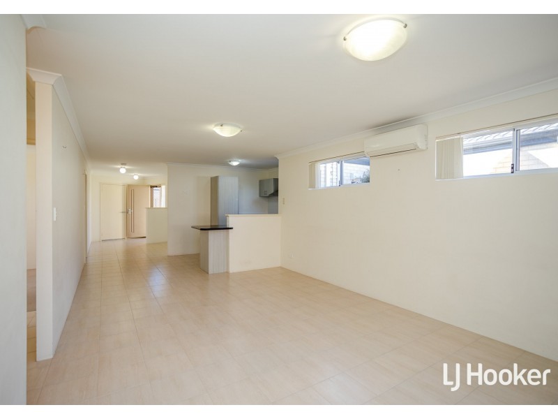 17A Panozza Circle, Maddington WA 6109