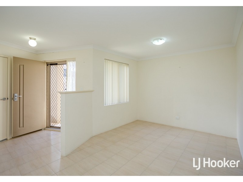 17A Panozza Circle, Maddington WA 6109