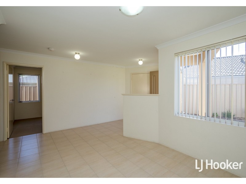 17A Panozza Circle, Maddington WA 6109