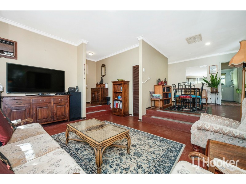 48 Lyrebird Way, Thornlie WA 6108