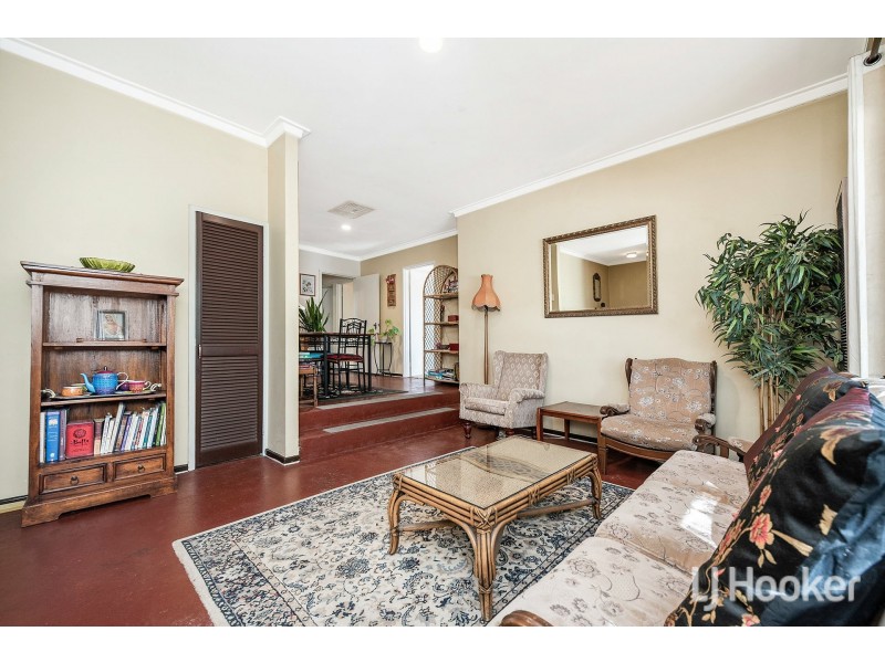 48 Lyrebird Way, Thornlie WA 6108