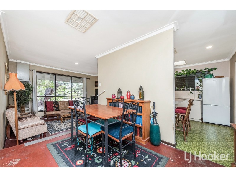 48 Lyrebird Way, Thornlie WA 6108