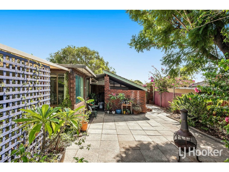 48 Lyrebird Way, Thornlie WA 6108