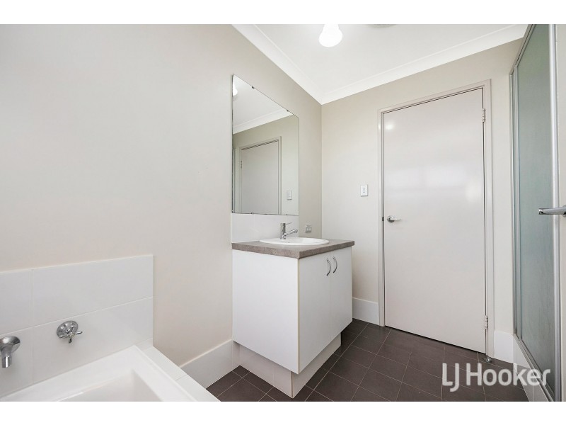 17 Jasmin Promenade, Byford WA 6122