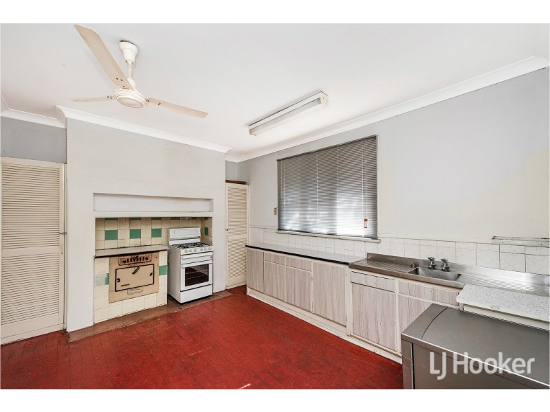 132 Wheatley Street, Gosnells WA 6110