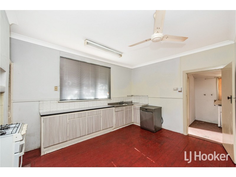 132 Wheatley Street, Gosnells WA 6110
