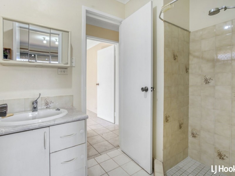 72 Excalibur Circle, Camillo WA 6111