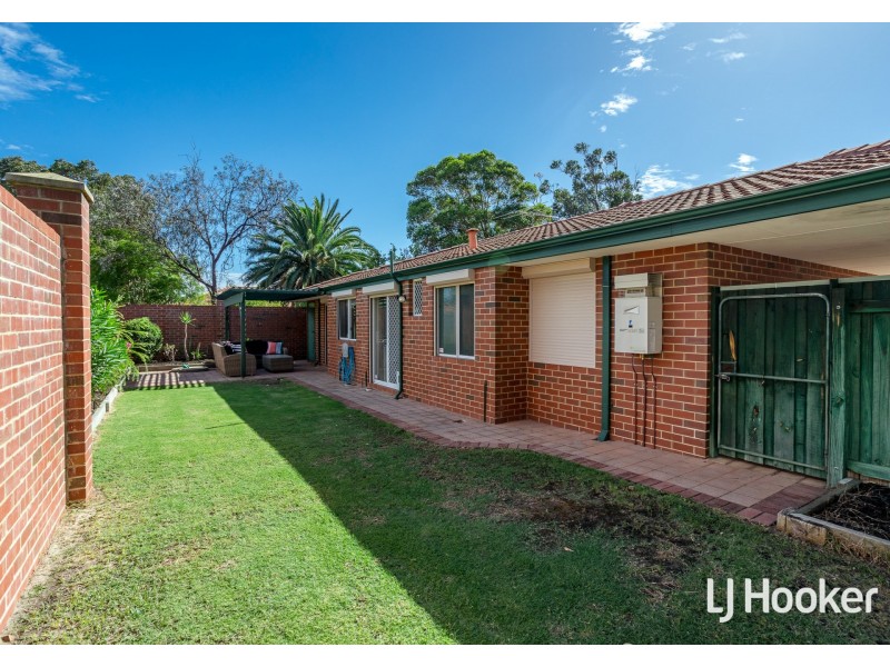 21/2 Glennis Close, Gosnells WA 6110