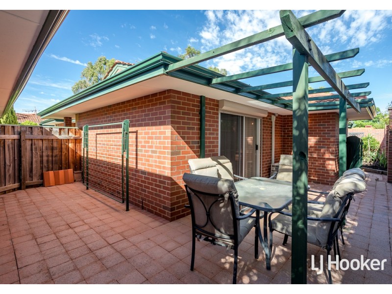 21/2 Glennis Close, Gosnells WA 6110