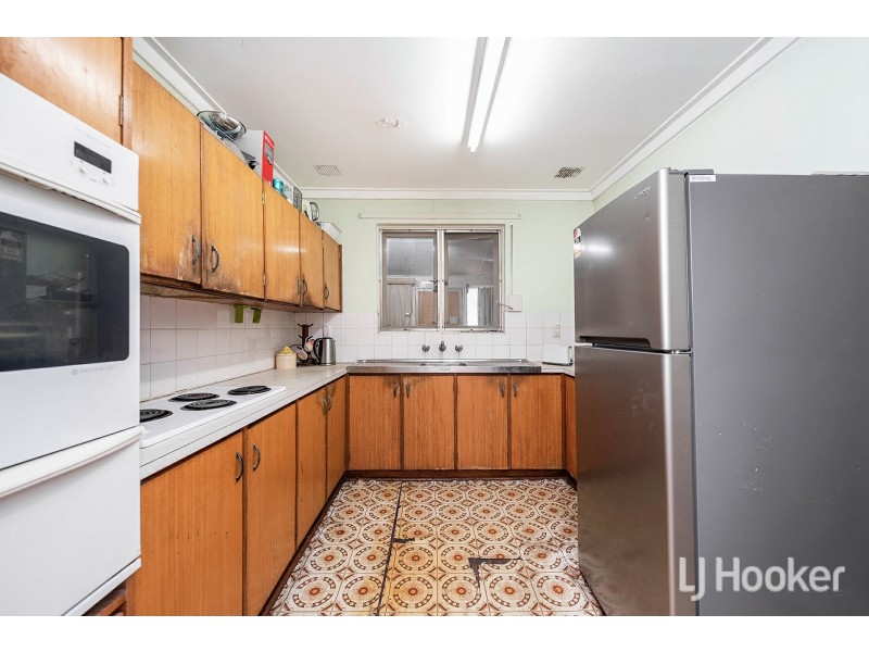 62 Talbot Avenue, Como WA 6152