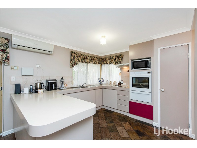 55 Inverness Circle, Camillo WA 6111