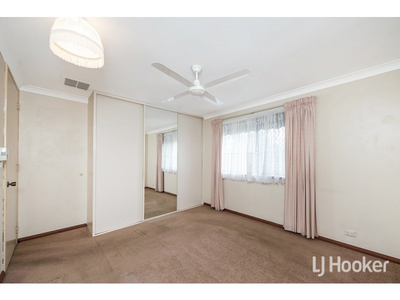 105 Connemara Drive, Thornlie WA 6108