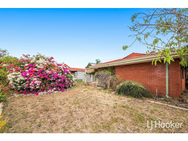 105 Connemara Drive, Thornlie WA 6108