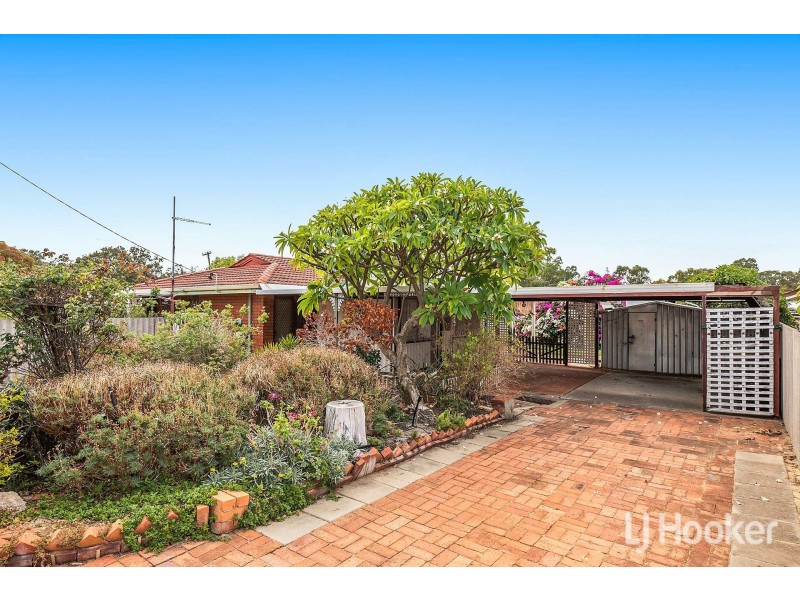 105 Connemara Drive, Thornlie WA 6108