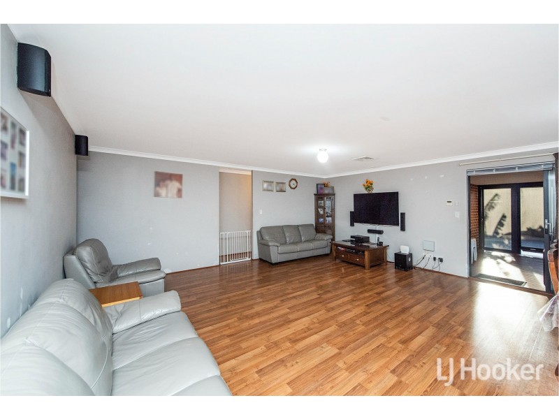 18 Philadelphia Parade, Canning Vale WA 6155
