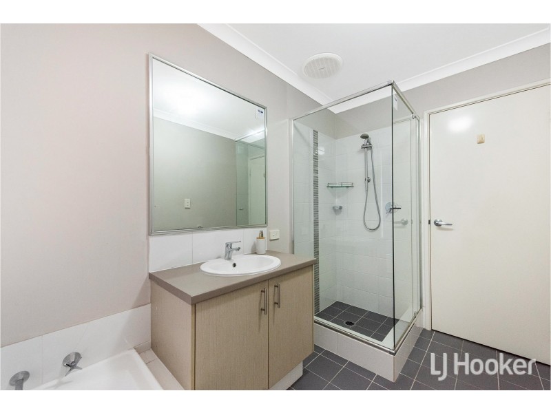 18 Philadelphia Parade, Canning Vale WA 6155
