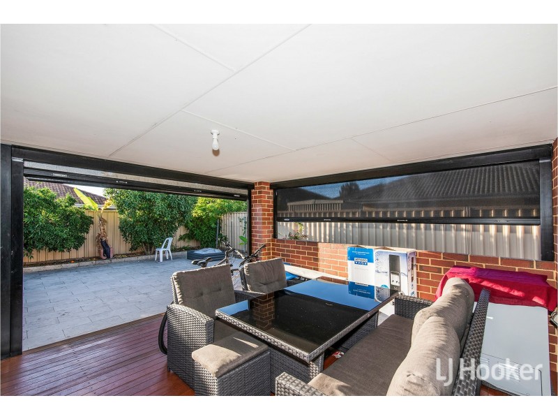 18 Philadelphia Parade, Canning Vale WA 6155