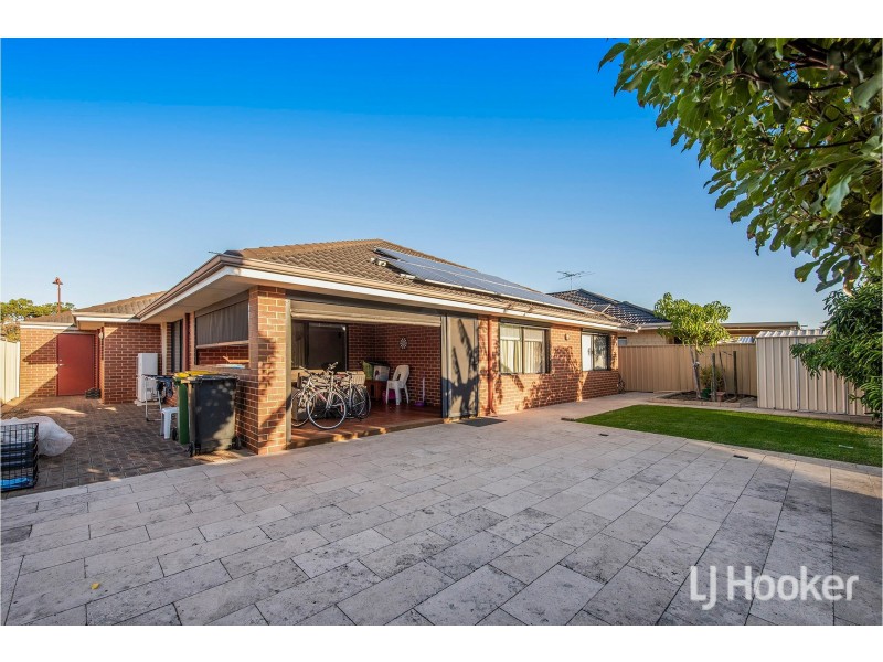 18 Philadelphia Parade, Canning Vale WA 6155