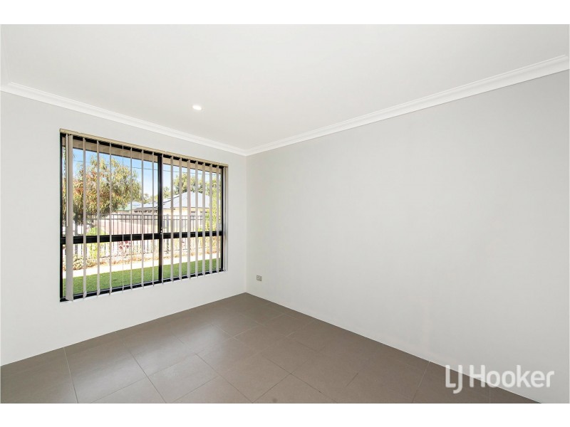 18A Sydenham Street, Beckenham WA 6107