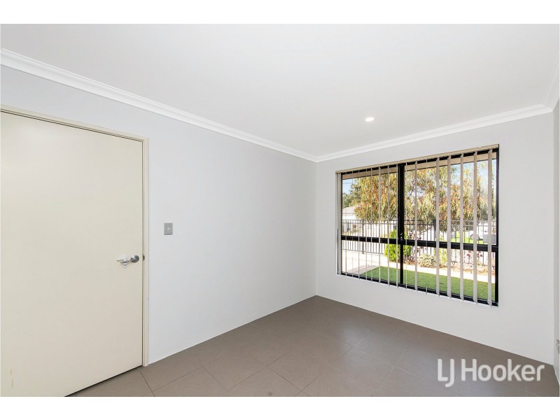 18A Sydenham Street, Beckenham WA 6107