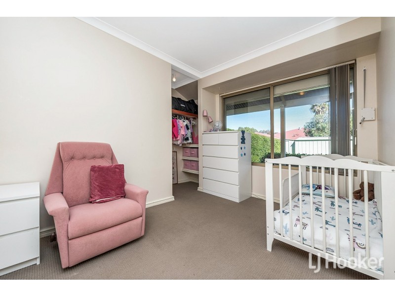 6 Quondong Close, Kenwick WA 6107