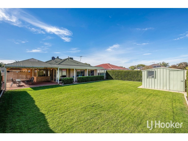 6 Quondong Close, Kenwick WA 6107