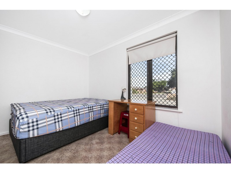 40 Blenny Close, Cannington WA 6107