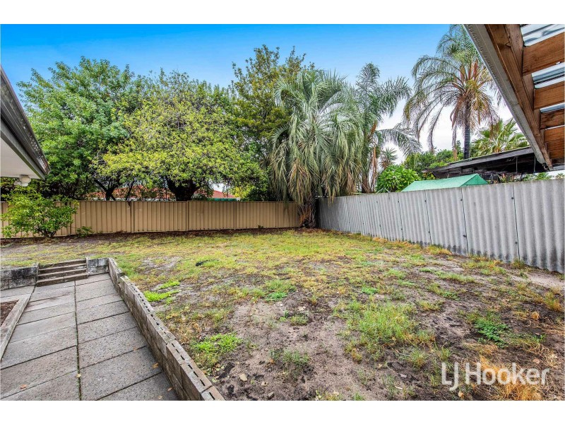 48 Warton Road, Huntingdale WA 6110