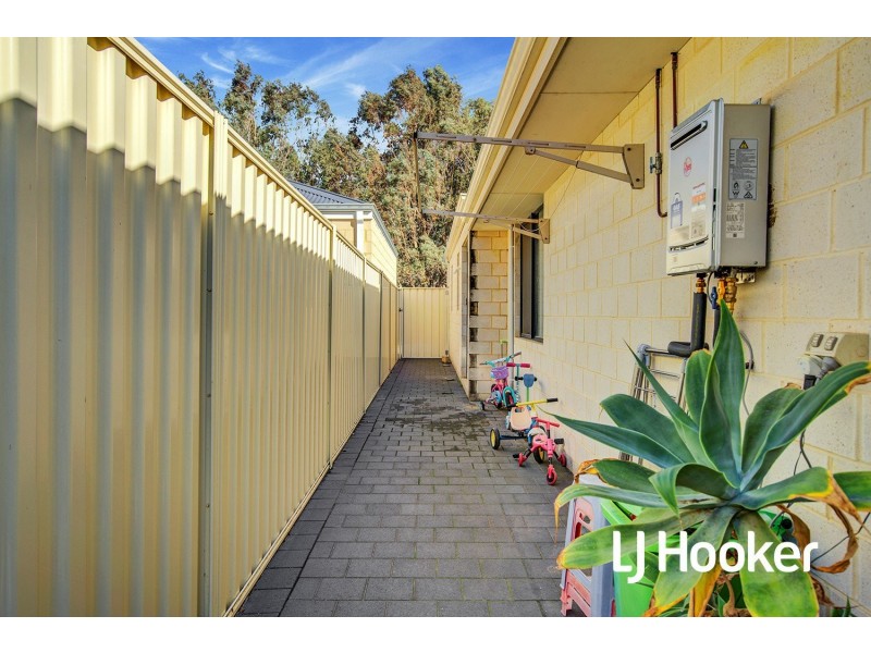 41 Kawana Avenue, Maddington WA 6109