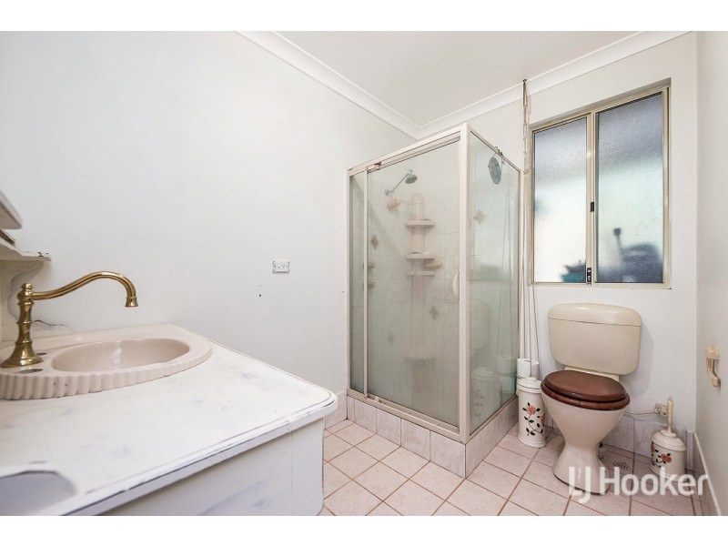 135 Palmateer Drive, Bickley WA 6076