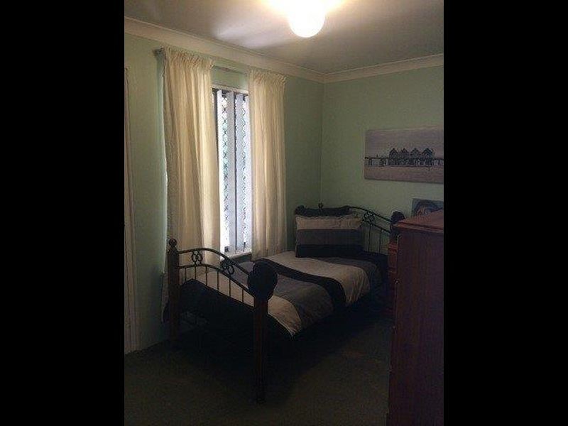 5 Sanderling Drive, Thornlie WA 6108